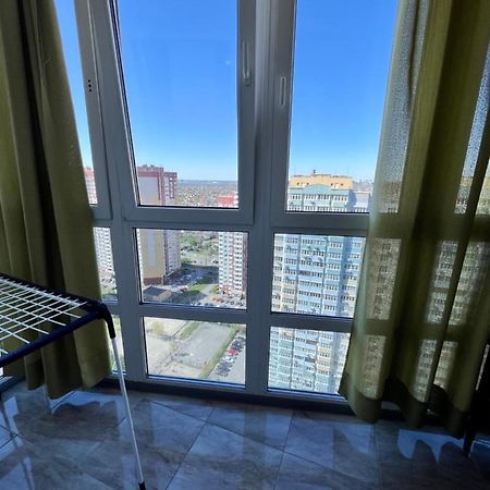 Ferienwohnung Уютная 1 Комнатная Квартира На Софии Русовой Kiew Exterior foto