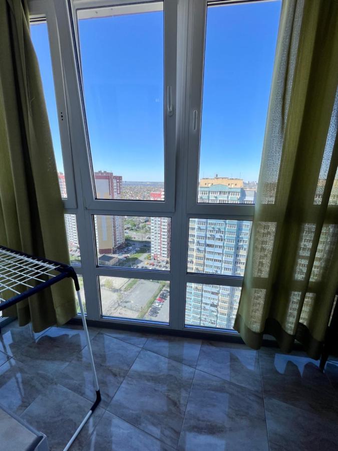Ferienwohnung Уютная 1 Комнатная Квартира На Софии Русовой Kiew Exterior foto