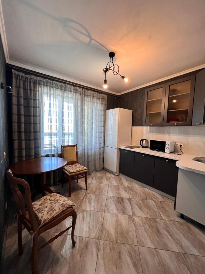 Ferienwohnung Уютная 1 Комнатная Квартира На Софии Русовой Kiew Exterior foto